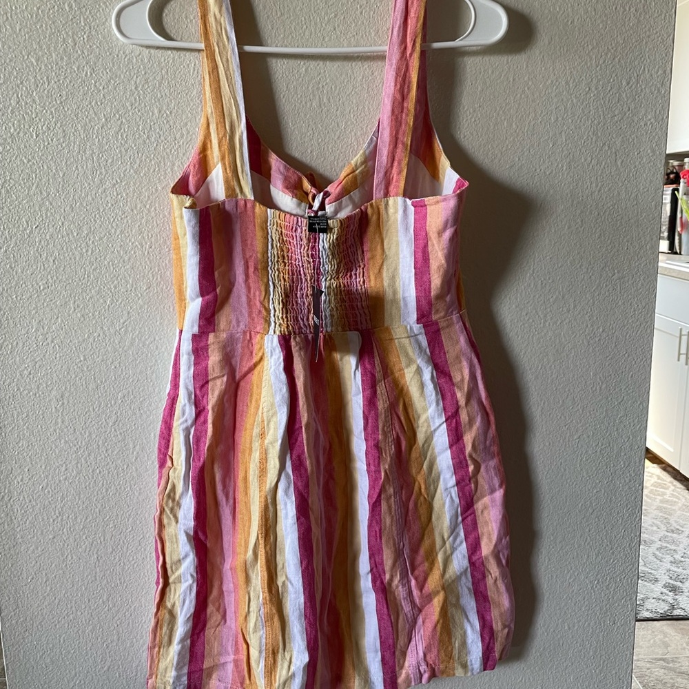 Sexy dress perfect for summer. Brand new